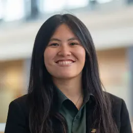 Headshot of Alex Chen