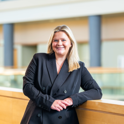 Brooke Evans Headshot