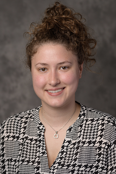 Headshot of Abigail Rose Banan