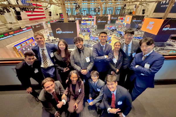 Daniels School finance program students at networking conference 