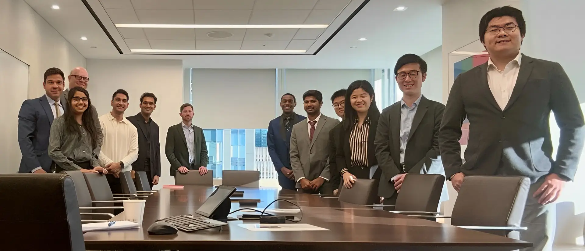 Ziyue Zhang, Linkun Liu, Siliang Peng, Sunny Tanna, Praveen Naluri, Yu-Hsin Liu, and Ashish Modani traveled with Professor Fabricio d’Almeida for networking and Q&A with Daniels School of Business alumni.