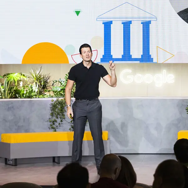 Neil Hoyne at a speaking engagement