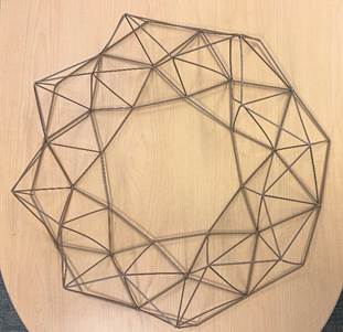 Gold Geometric Wire Center Piece