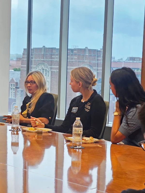 Nicole Klotz in conversation with business students
