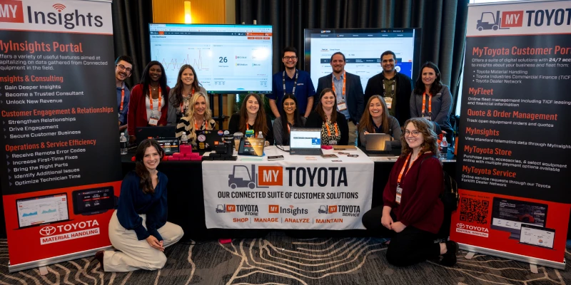 Elizabeth Miller tabling with Toyota coworkers