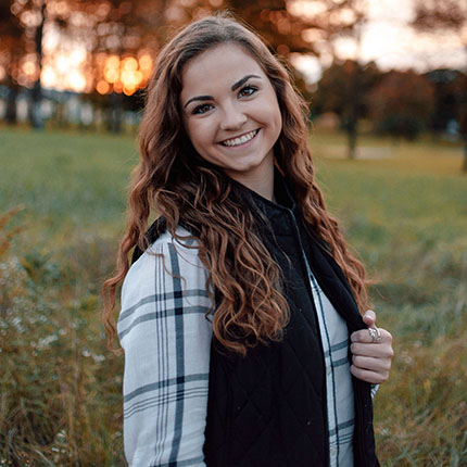 Headshot of Jessica Majors