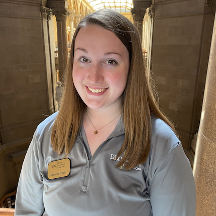 Mikaela Bretz Headshot